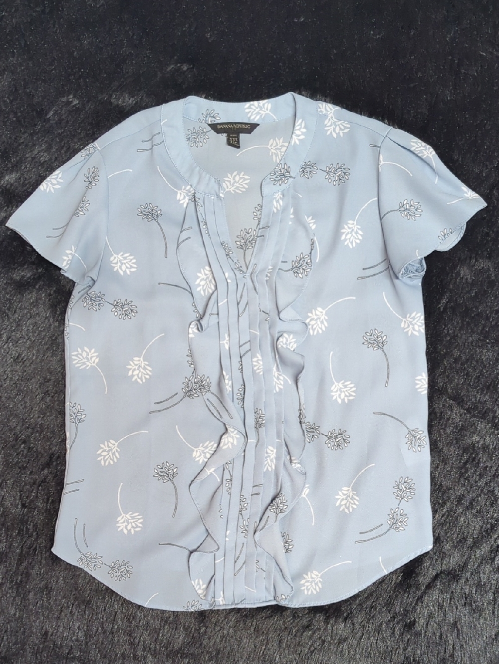 Banana Republic Sky Blue Floral Ruffle Short Sleeve Blouse